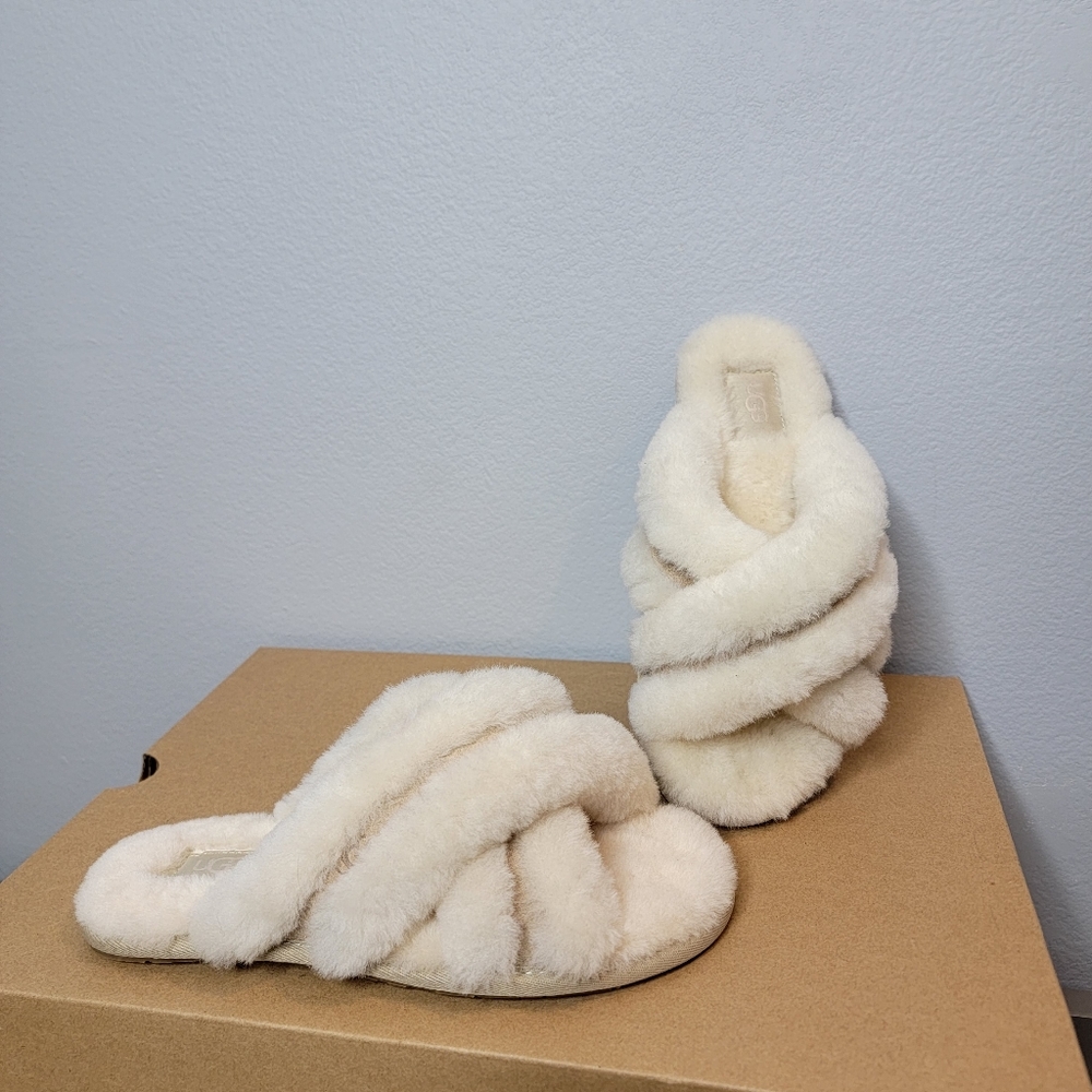 UGG Scuffita Slides